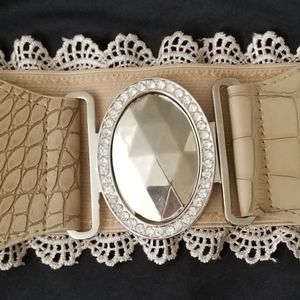 Daytrip highwaisted belt